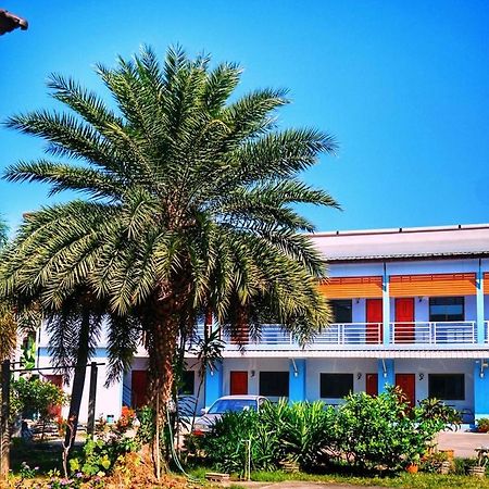 Tararin Hotel Chiang Saen Buitenkant foto