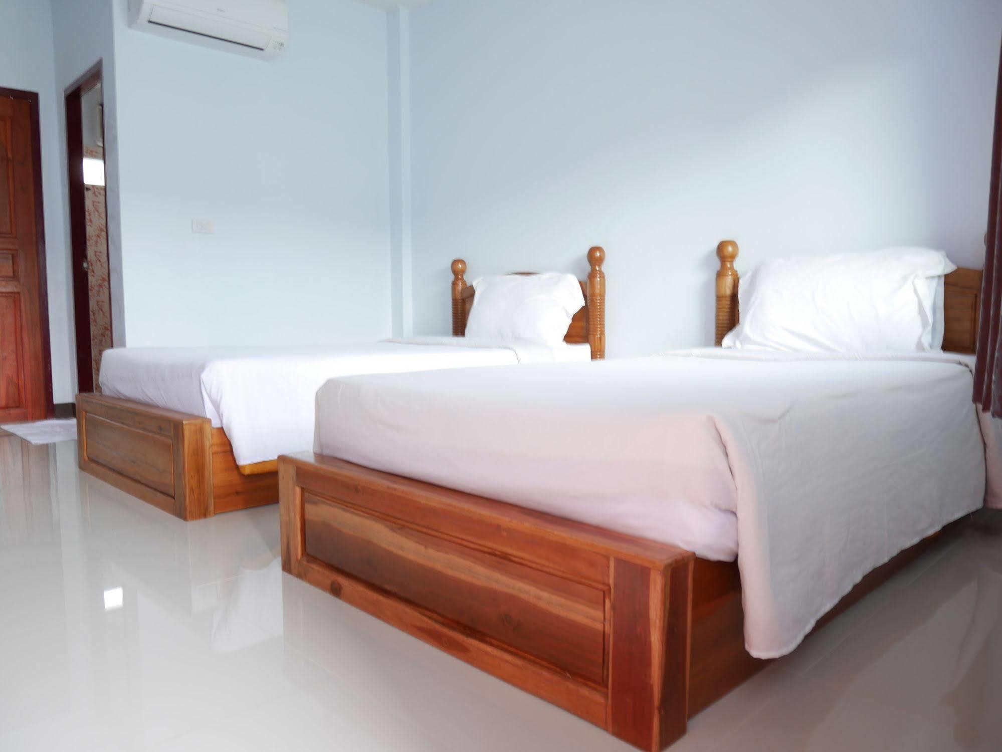 Tararin Hotel Chiang Saen Buitenkant foto